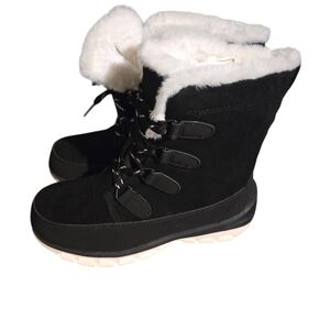 Universal Thread Womans Winter Boots